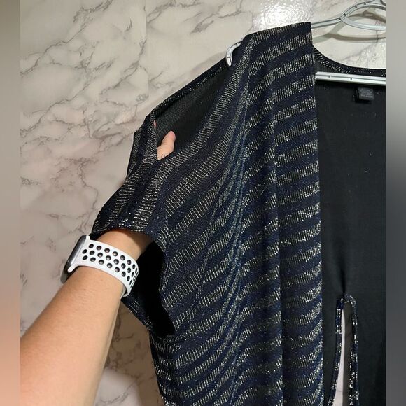 STEVE MADDEN Blue Silver Cold Shoulder Cardigan One Size Fits Most - Picture 2 of 5